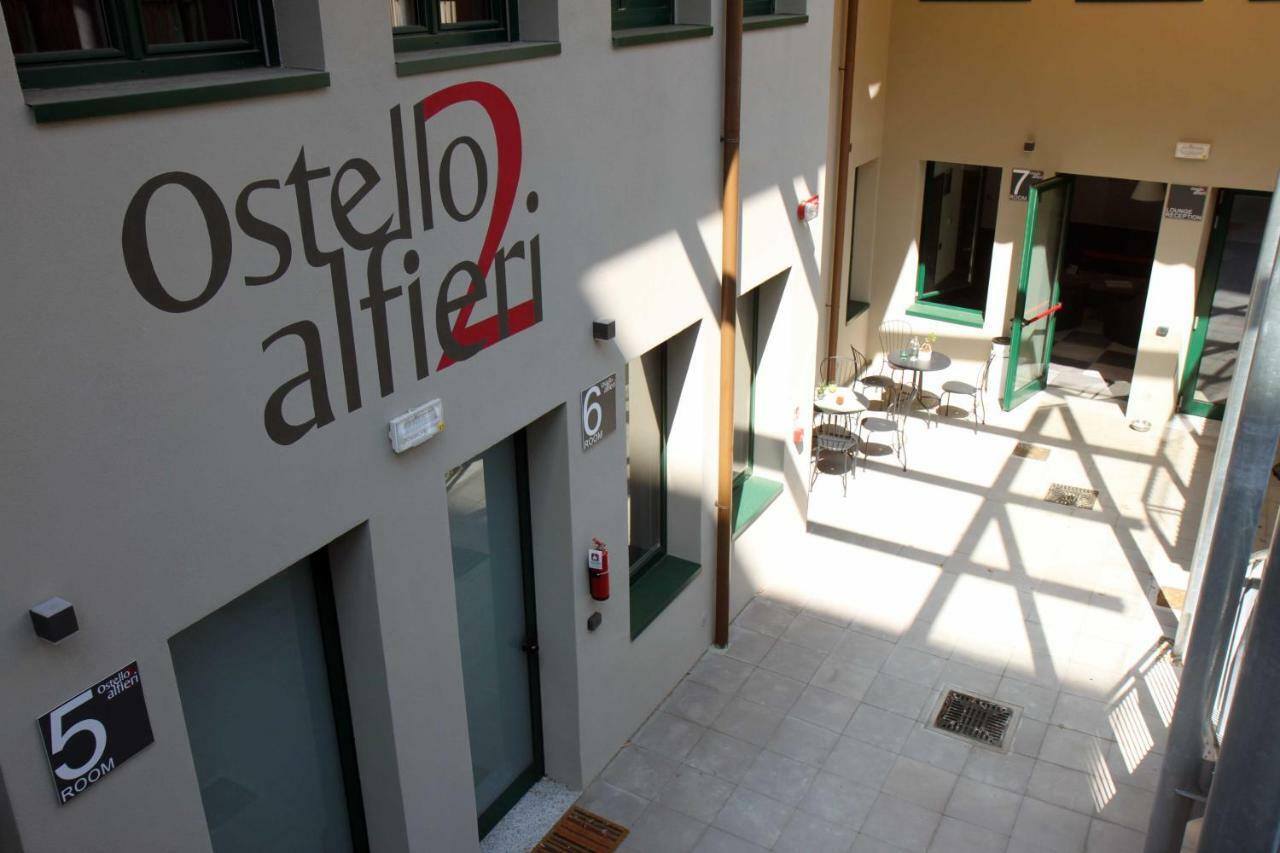 Ostello Alfieri 2 Торино Екстериор снимка